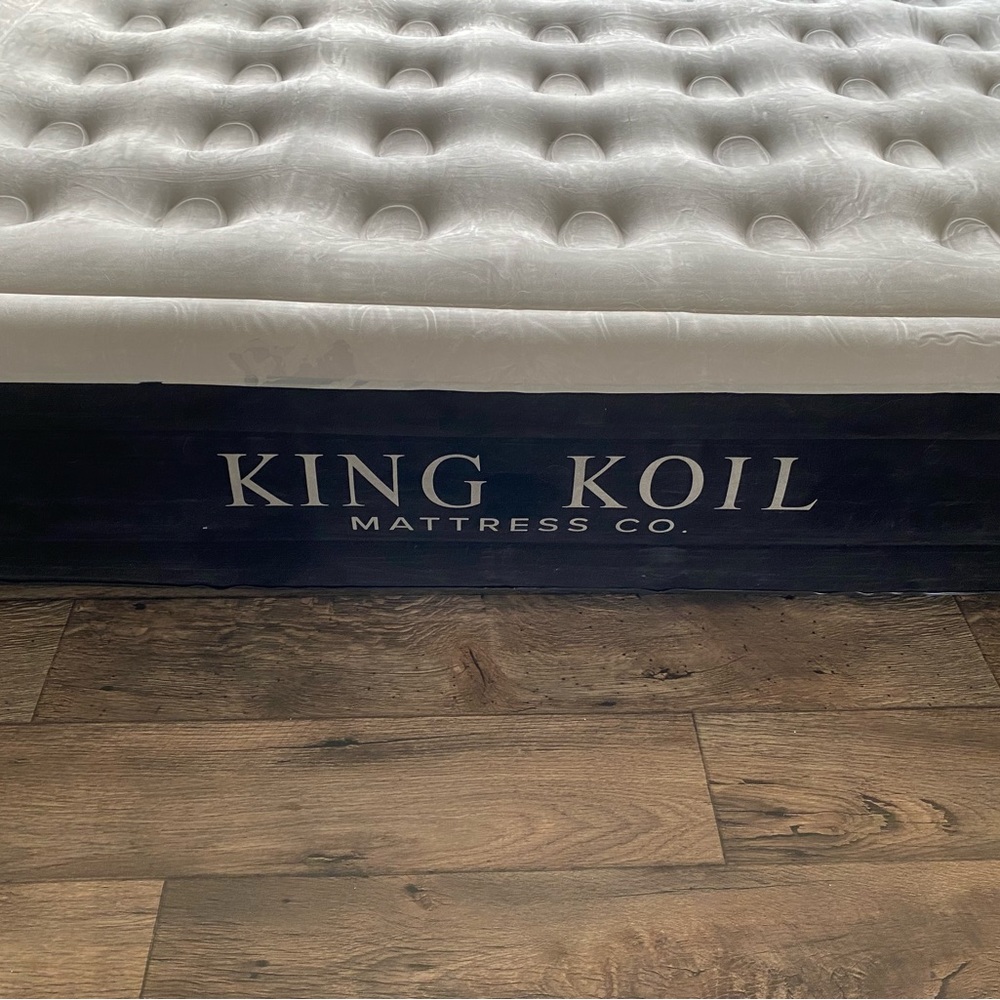King Koil Queen Air Mattress